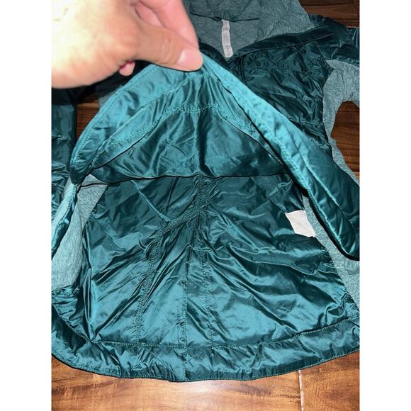 LULULEMON Women’s Activewear Goose Down Half Zip Jacket Sz 6 - Picture 6 of 8